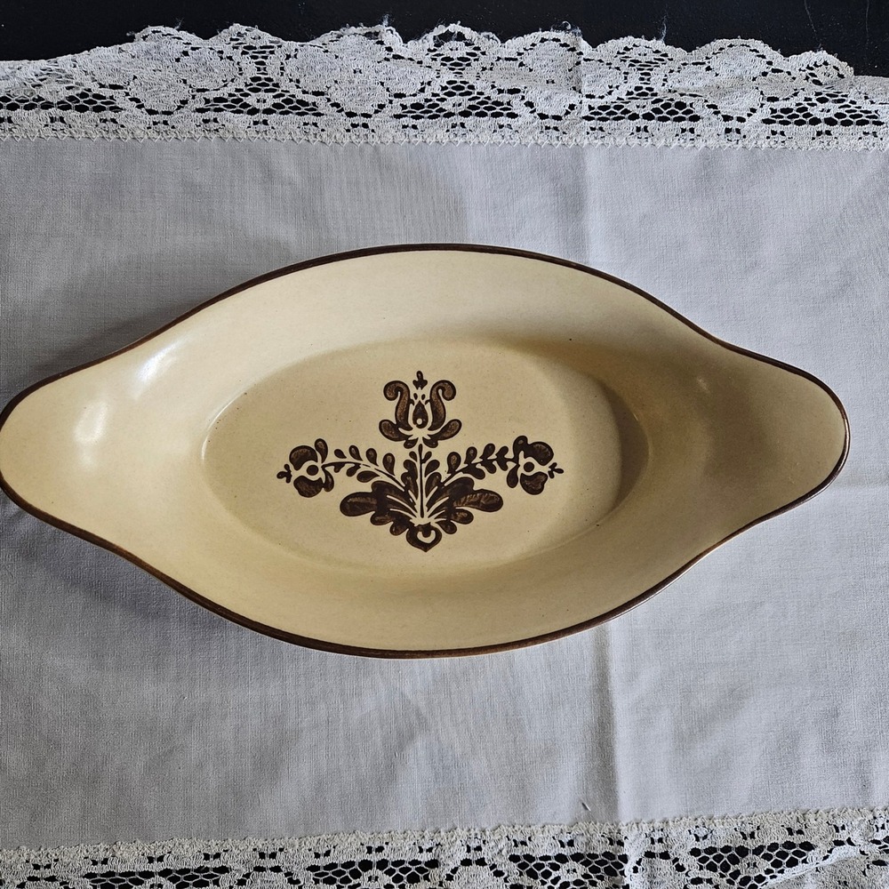 Vintage Pfaltzgraff Village Au Gratin Dish Made in USA 10"